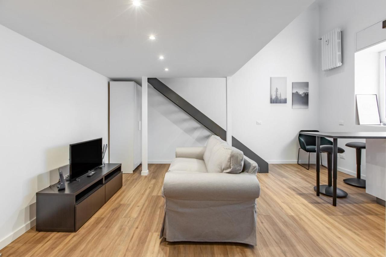 Easylife - Sofisticato Con Soppalco A Due Passi Dalla Stazione Apartment Milan